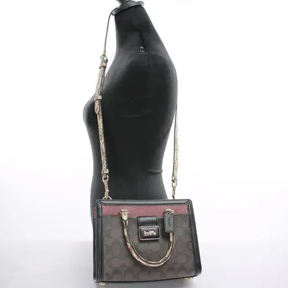 Coach Grace Carryall Signature Canvas Bag - Picture 6 of 8